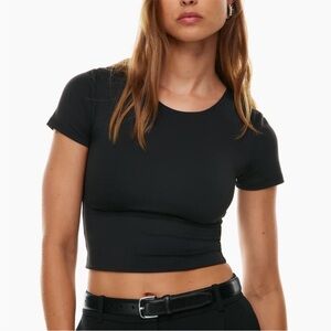 Babaton Contour Crew T-Shirt black